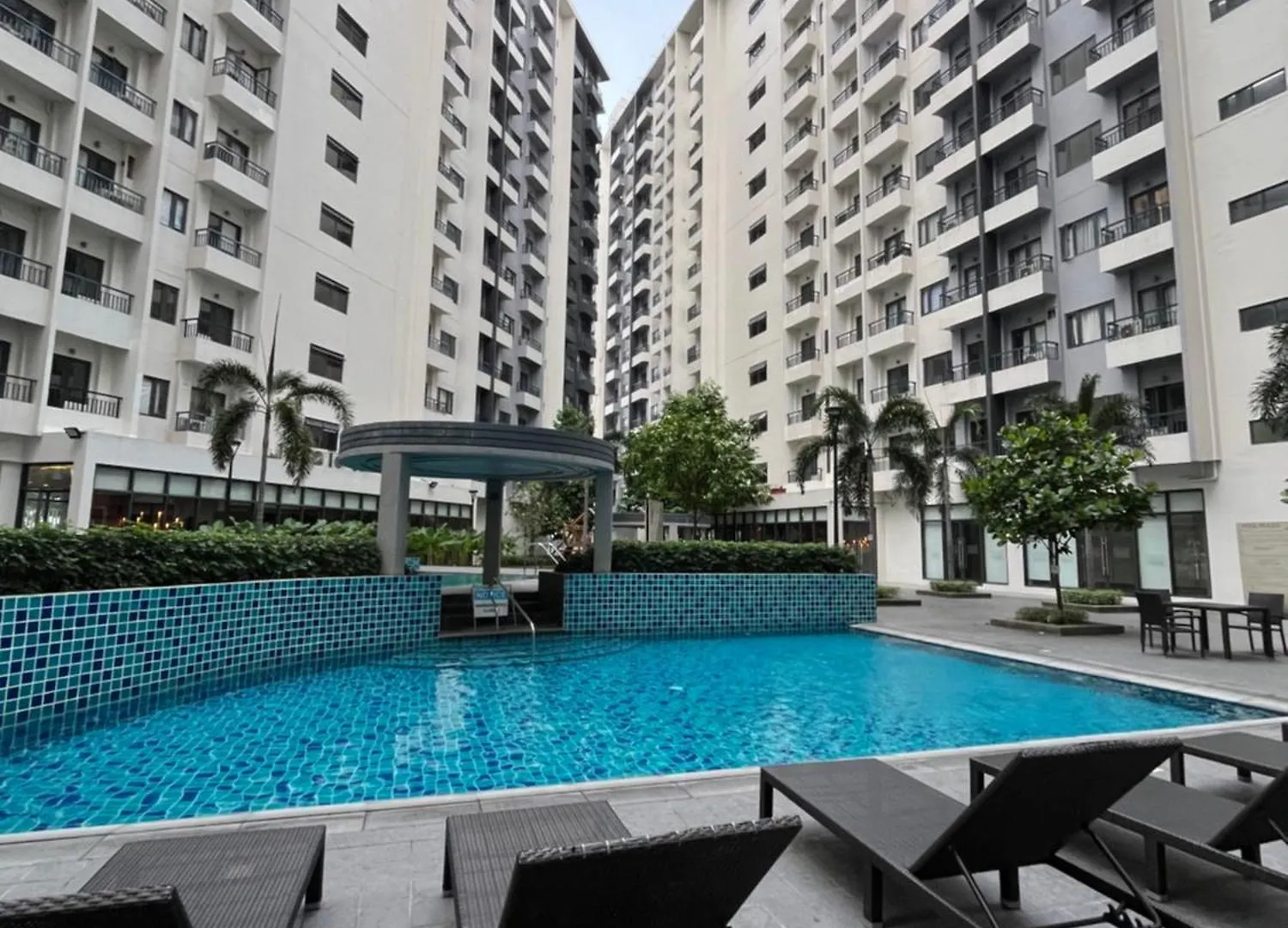 Condotel By Smdc Spring Residences T2 Manila 0*,